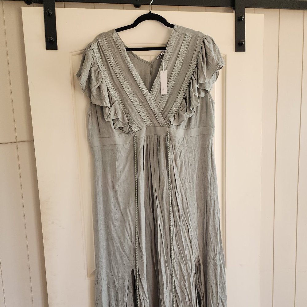 New Baltic Born Jennifer V Neck Dress Sage